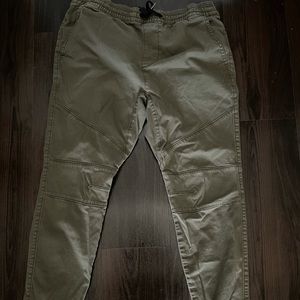 Men’s #Hollister Skinny Olive Green Joggers